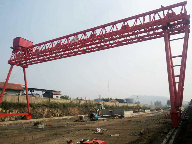 HMG型桁架雙梁門(mén)式起重機(jī)